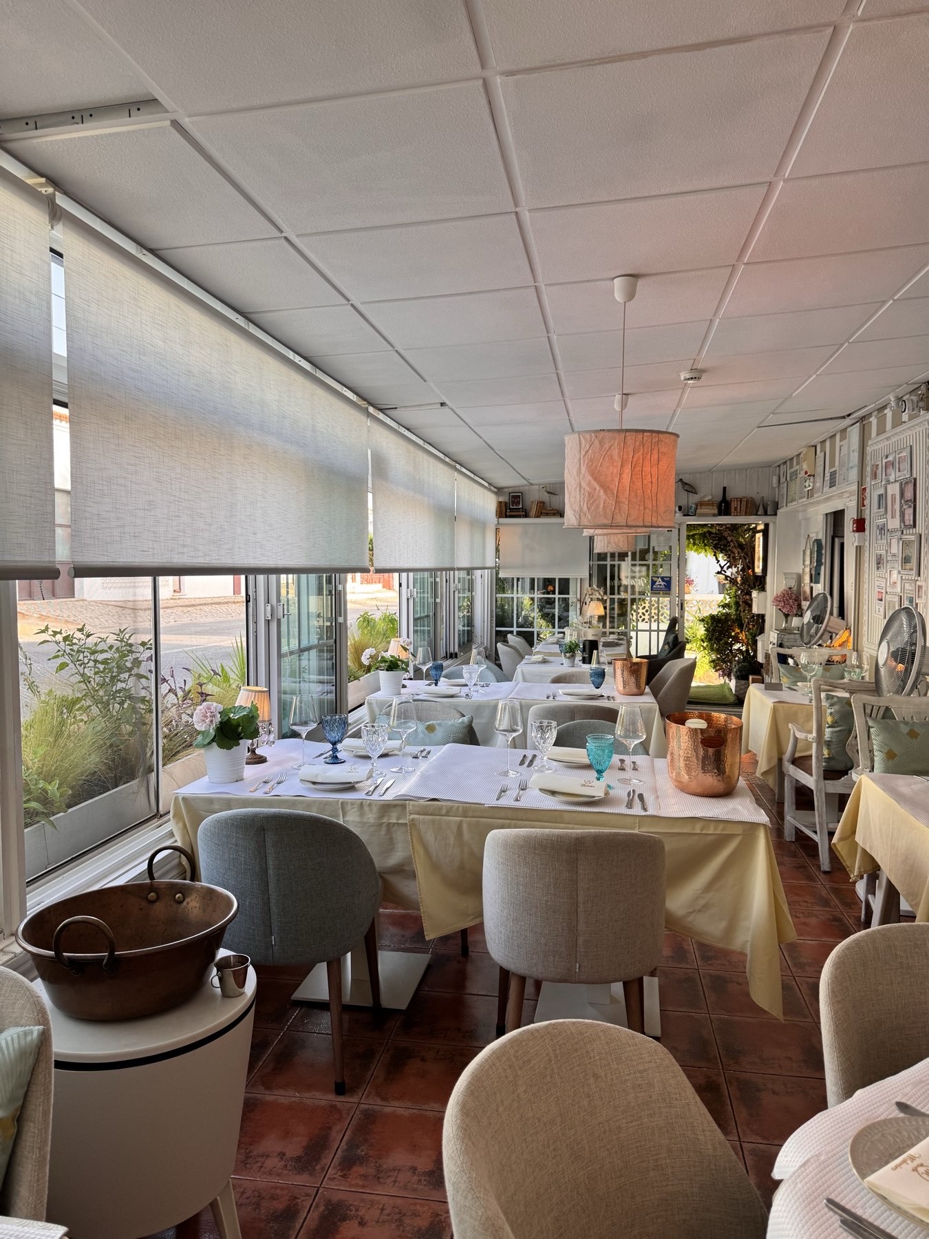 The intimate dining room at Restaurante Malveiro